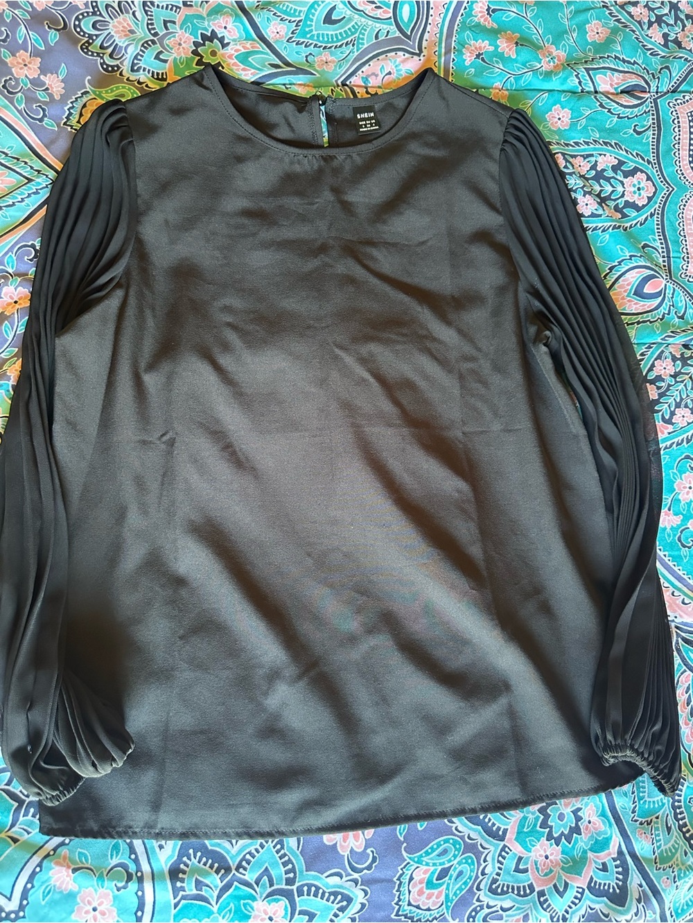 SHEIN Black Pleated-Sleeve Long-Sleeve Blouse